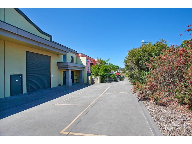 2/28 Durgadin Dr, Albion Park Rail NSW 2527