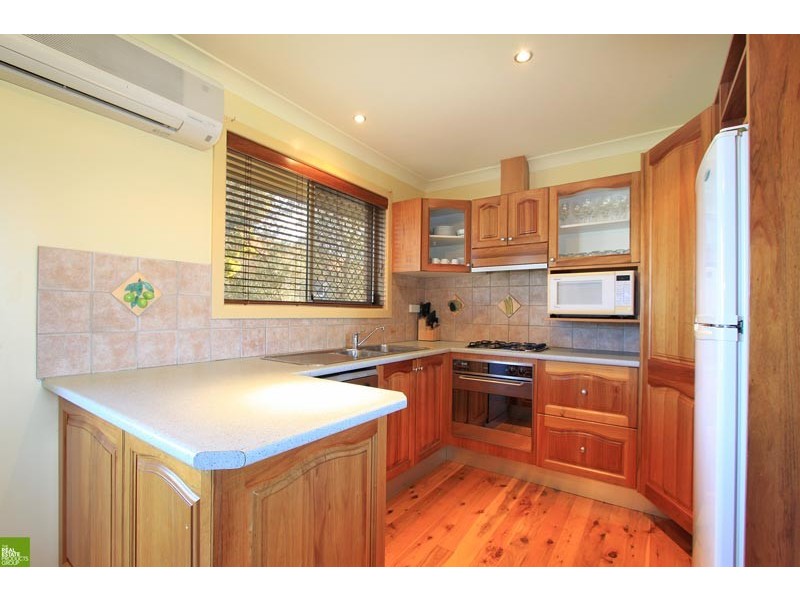 19 Reddall Parade, Lake Illawarra NSW 2528