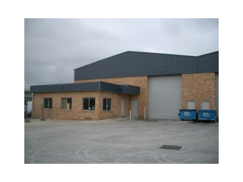 3/6-8  Industrial Road, Unanderra NSW 2526