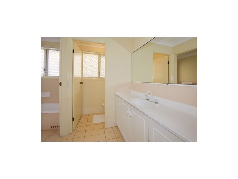 1/51 Theodore Street, Oak Flats NSW 2529