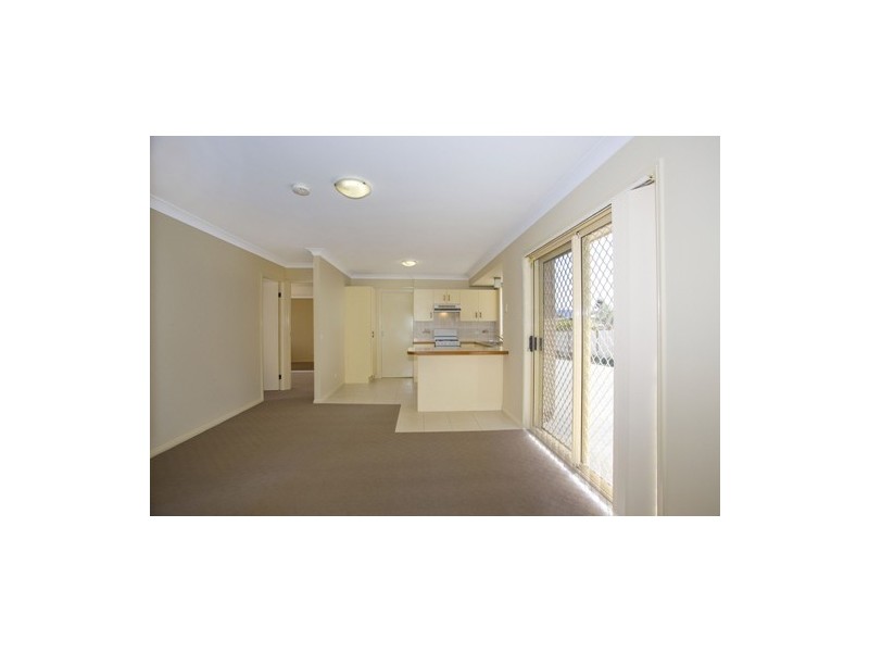 1/51 Theodore Street, Oak Flats NSW 2529
