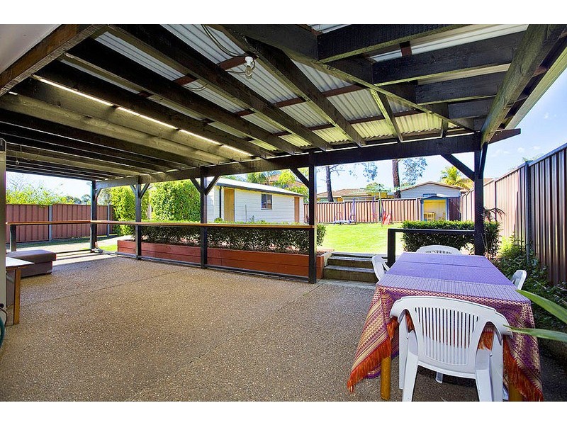 12 Jeffcoat Street, Albion Park NSW 2527