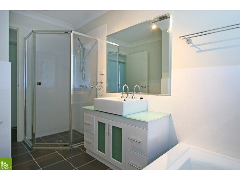 105 Whittaker St, Flinders NSW 2529