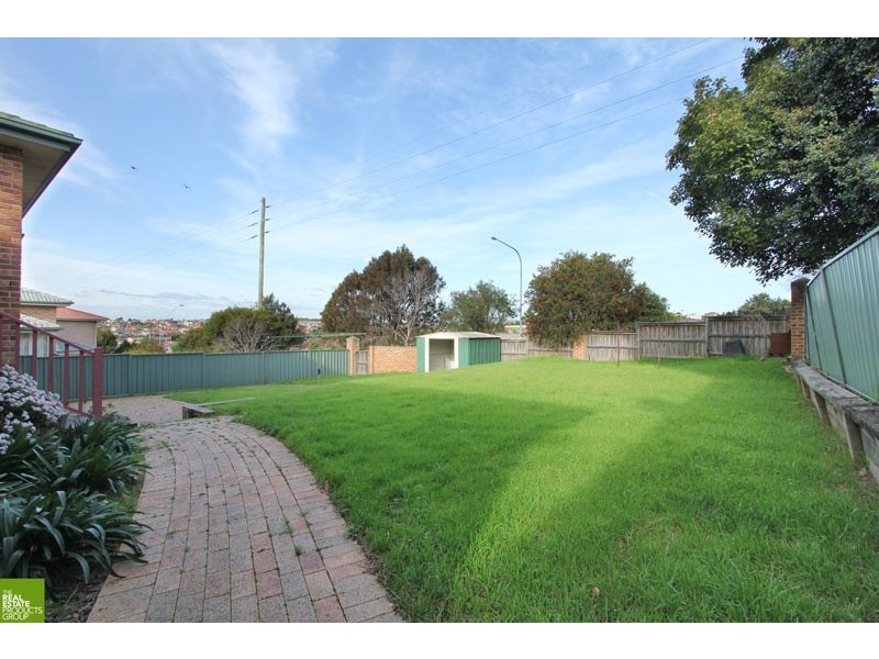 17 The Grove, Shellharbour NSW 2529