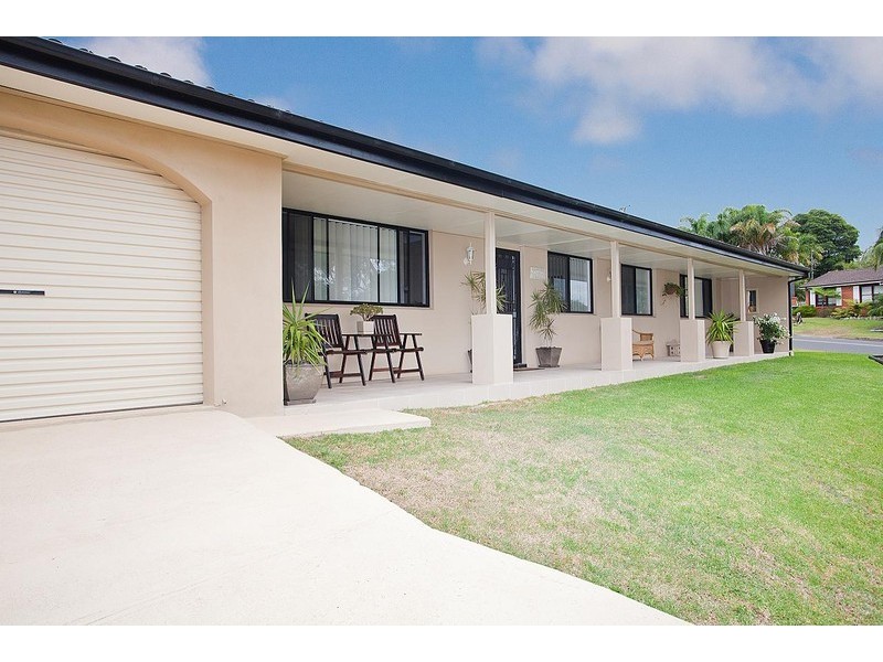 13 Woodlands Drive, Barrack Heights NSW 2528