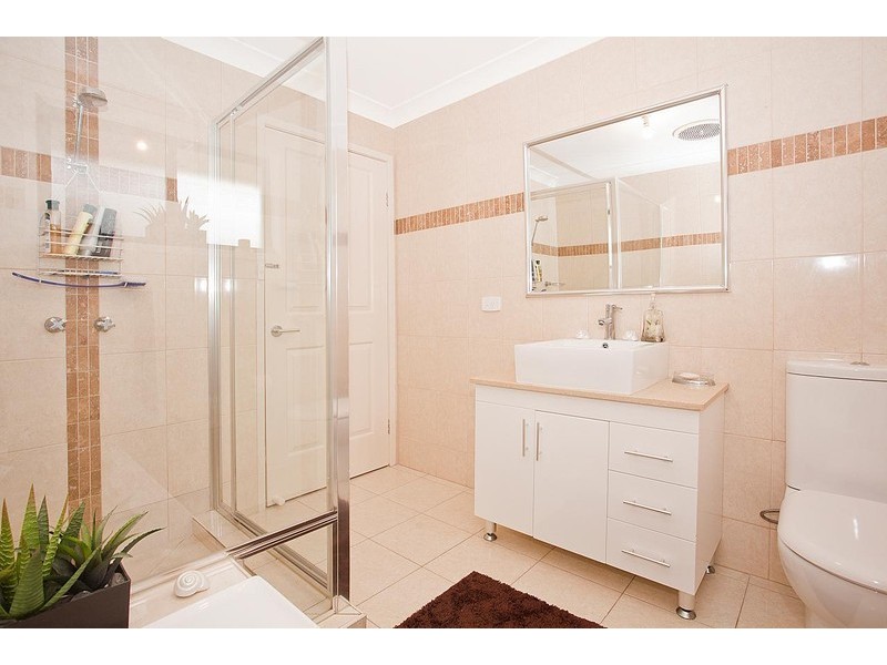 13 Woodlands Drive, Barrack Heights NSW 2528