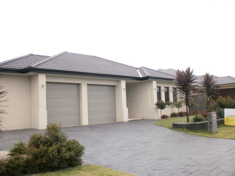 25 Waterview Avenue, Haywards Bay NSW 2530