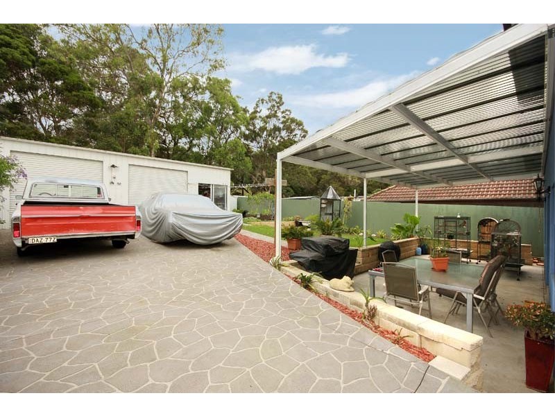 88 Lake Entrance Road, Oak Flats NSW 2529