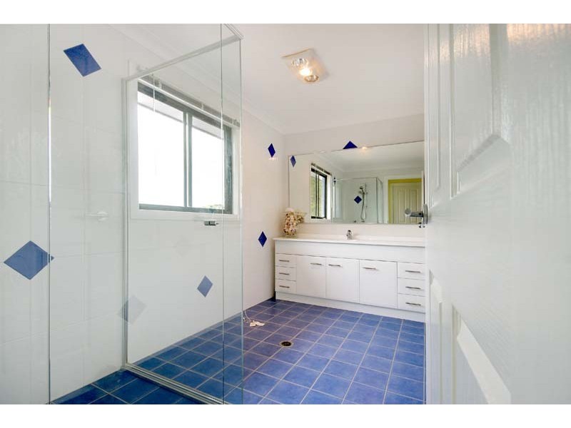 88 Lake Entrance Road, Oak Flats NSW 2529