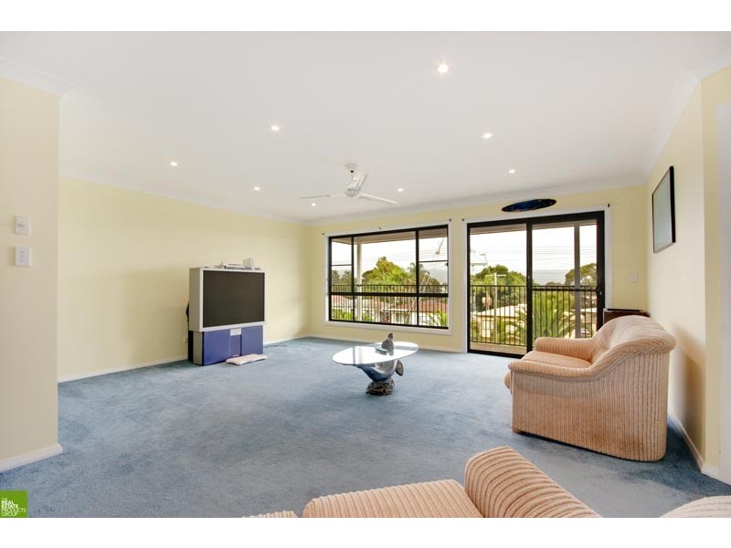 88 Lake Entrance Road, Oak Flats NSW 2529