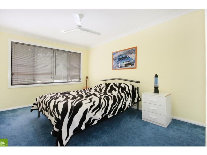 88 Lake Entrance Road, Oak Flats NSW 2529