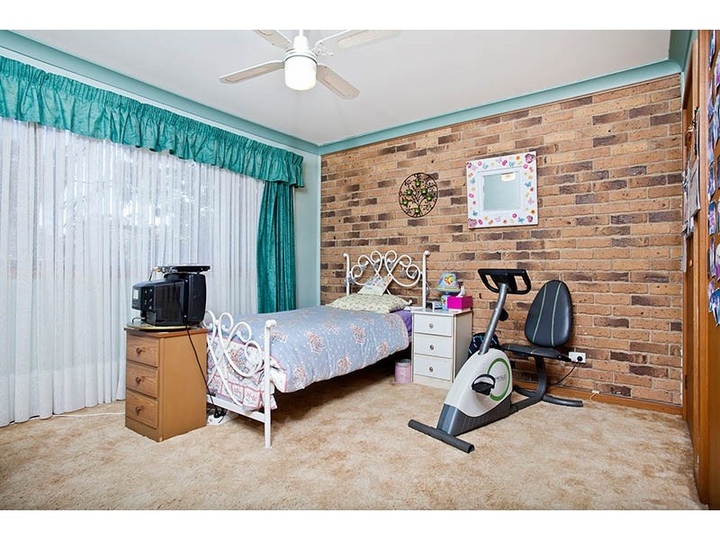 37 Horsley Road, Oak Flats NSW 2529