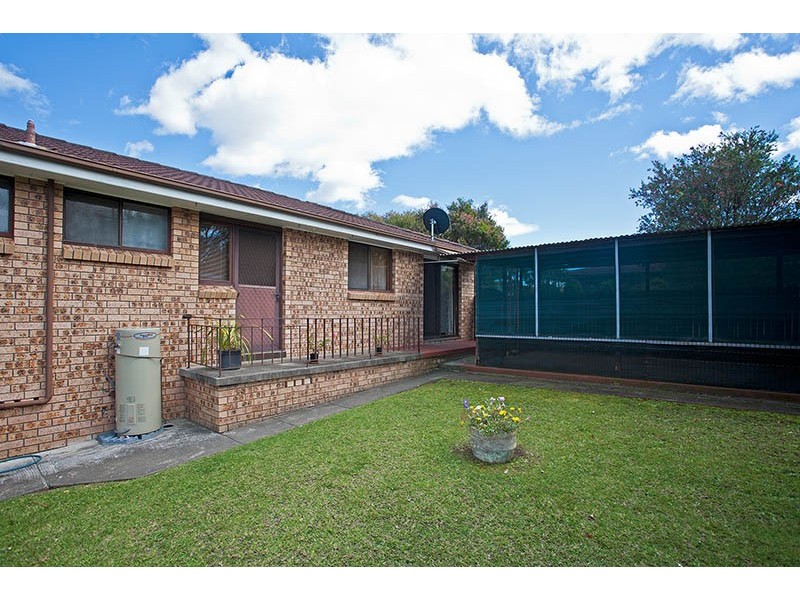 22 Minda Crescent, Oak Flats NSW 2529