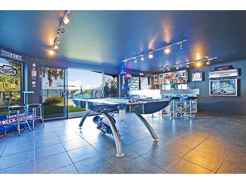 10 Hayes Avenue, Mount Warrigal NSW 2528