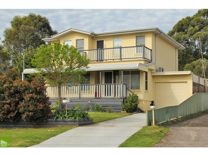 90 The Esplanade, Oak Flats NSW 2529
