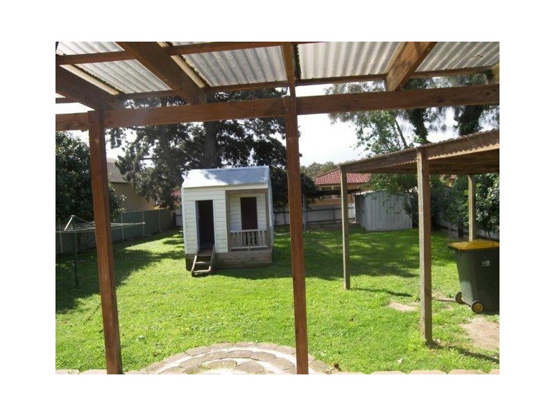 129 Princes Highway, Albion Park Rail NSW 2527