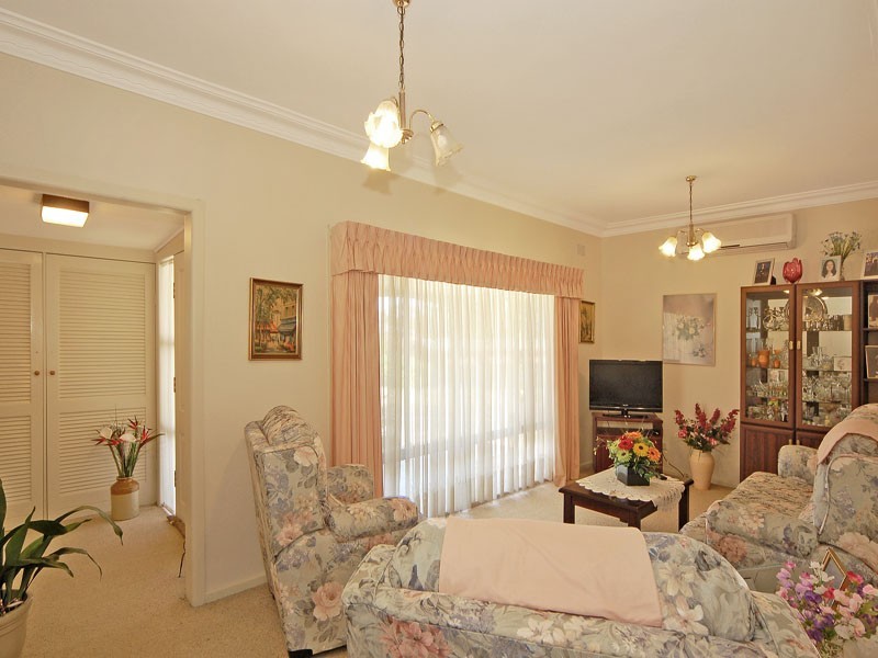 1a Hopetoun Street, Oak Flats NSW 2529