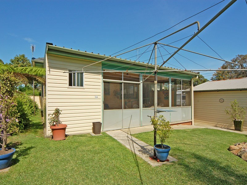 1a Hopetoun Street, Oak Flats NSW 2529