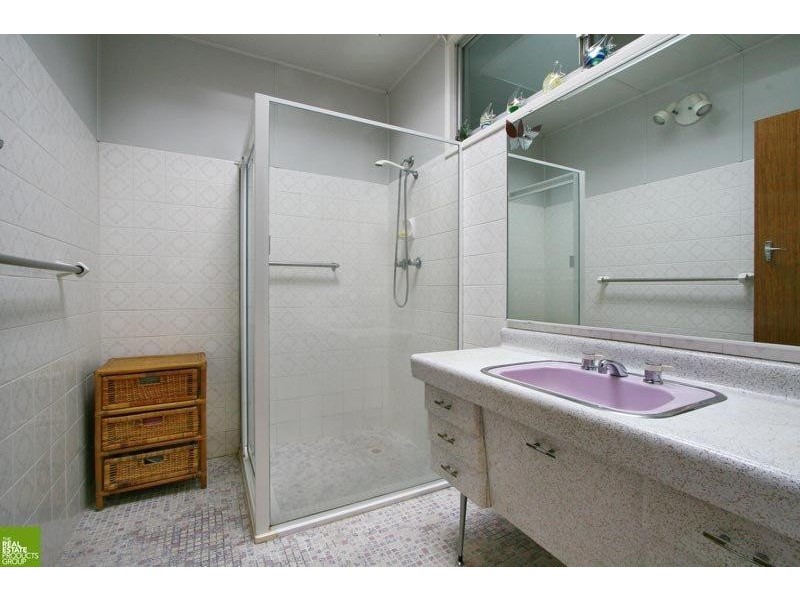 6 Wooroo Street, Albion Park Rail NSW 2527