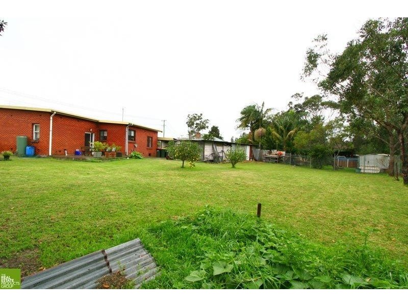 6 Wooroo Street, Albion Park Rail NSW 2527