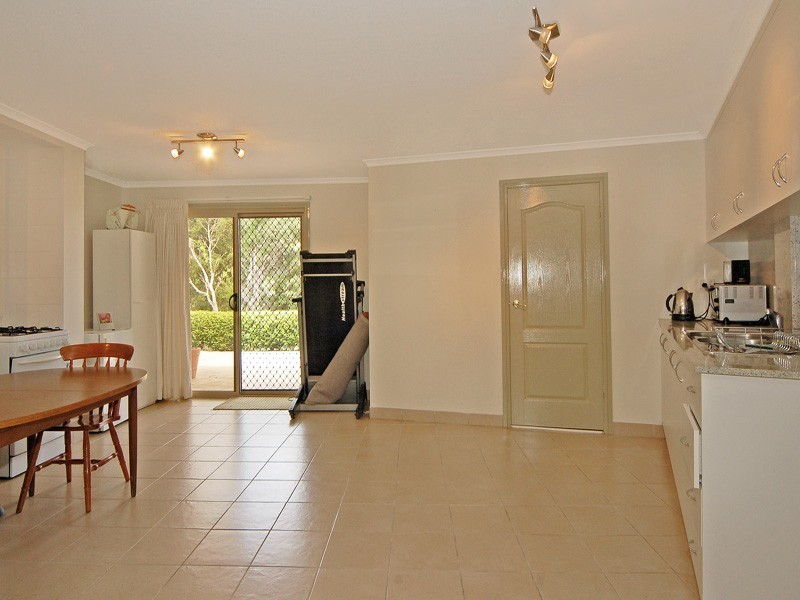 141 Daintree Drive, Albion Park NSW 2527