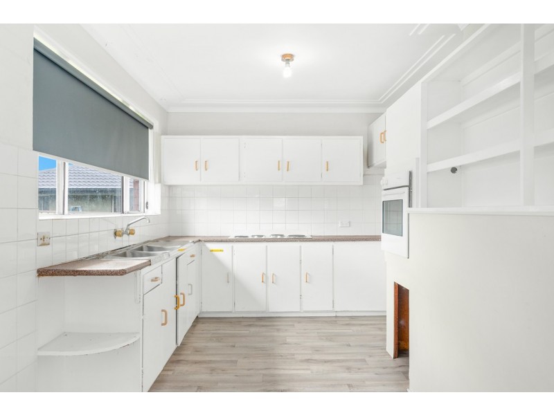 25 Roberts Avenue, Barrack Heights NSW 2528