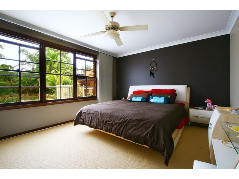 49 Coolawin Crescent, Shellharbour NSW 2529
