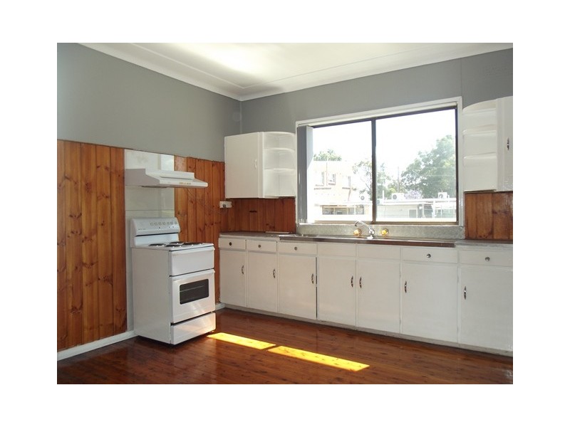 49 Wentworth Street, Oak Flats NSW 2529