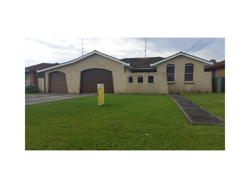 13 Brigadoon Circuit, Oak Flats NSW 2529