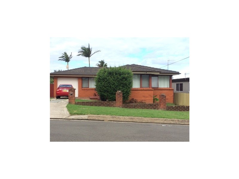 30 Marchant Crescent, Mount Warrigal NSW 2528