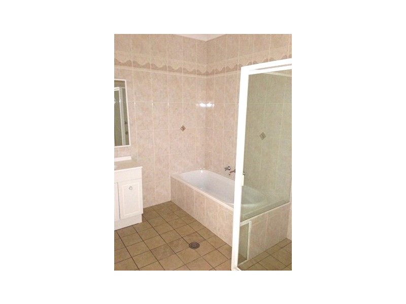 6B Seymour Drive, Flinders NSW 2529