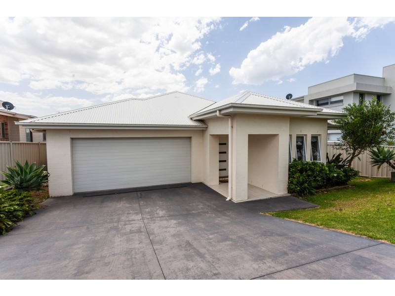 20 Coolum Parkway, Shell Cove NSW 2529