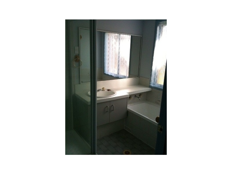 37 Mayfield Circuit, Albion Park NSW 2527