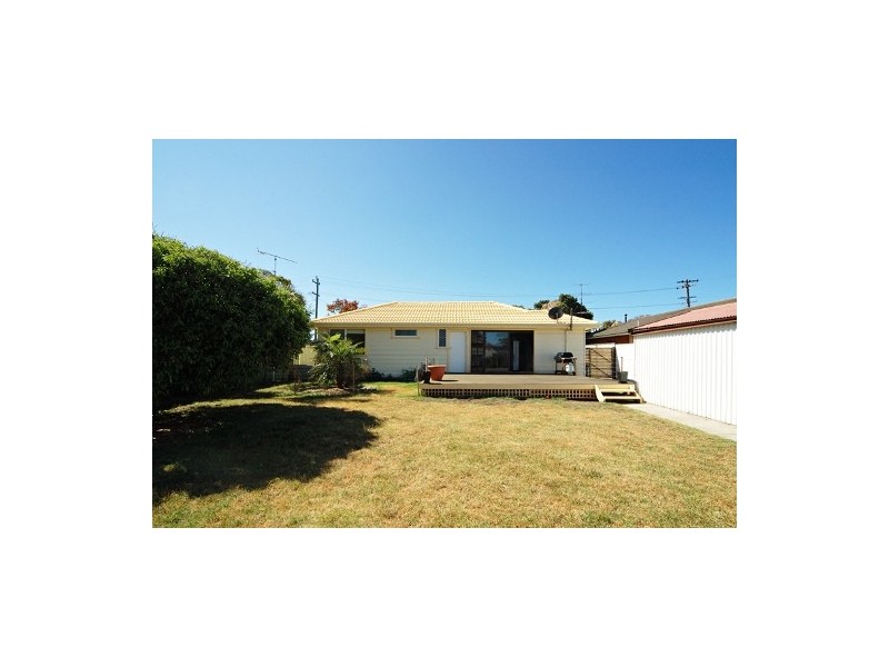 3 Boundary Road, Windang NSW 2528