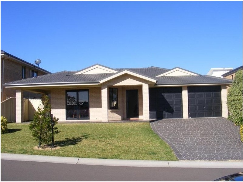 32 Stradbroke Avenue, Shell Cove NSW 2529