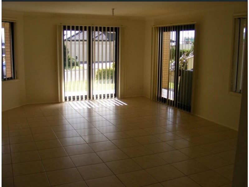 32 Stradbroke Avenue, Shell Cove NSW 2529