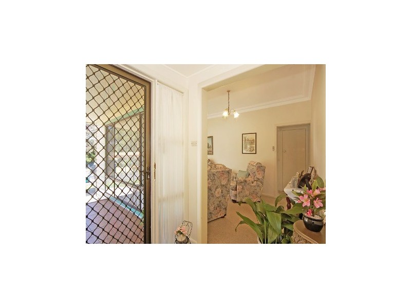 1a Hopetoun Street, Oak Flats NSW 2529