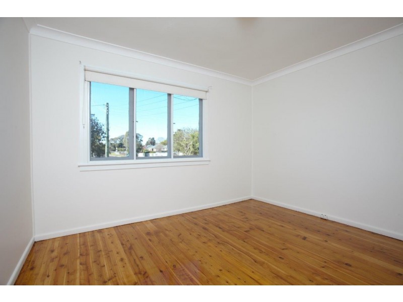 27 Trumper Street, Warilla NSW 2528