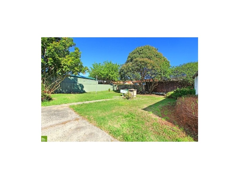 27 Trumper Street, Warilla NSW 2528