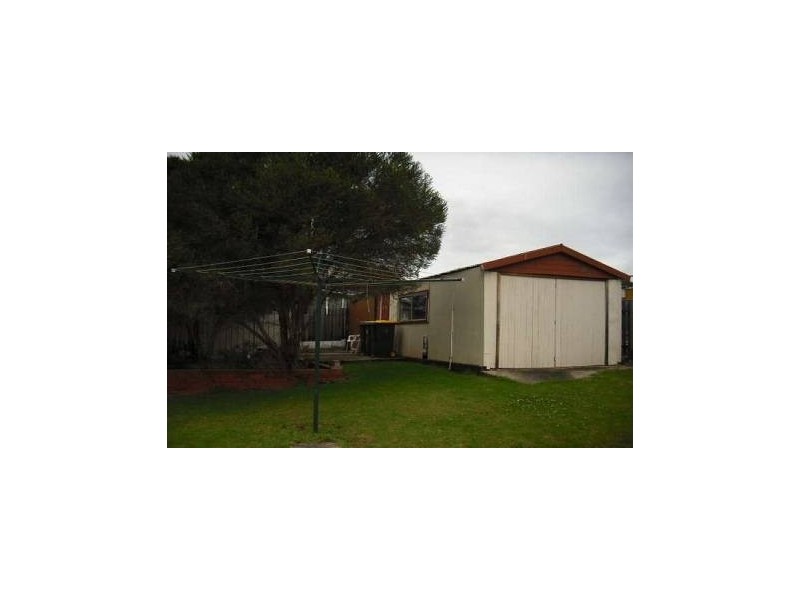 14 Beaton Street, Lake Illawarra NSW 2528