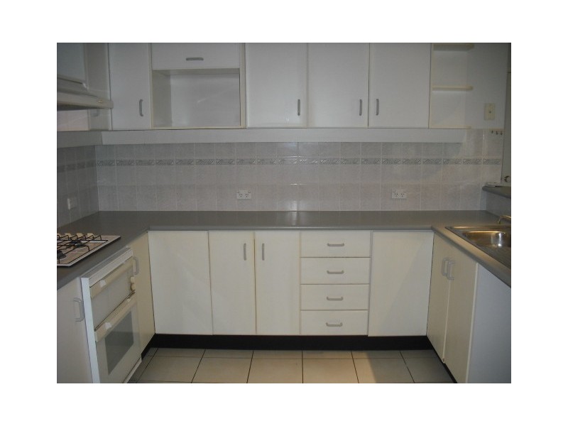 12 Dawson Place, Albion Park NSW 2527