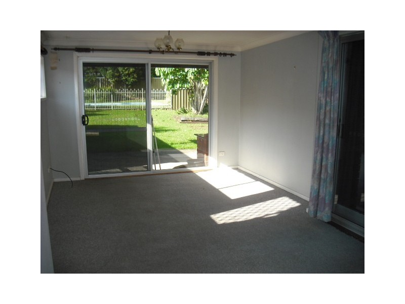 34 Malin Road, Oak Flats NSW 2529