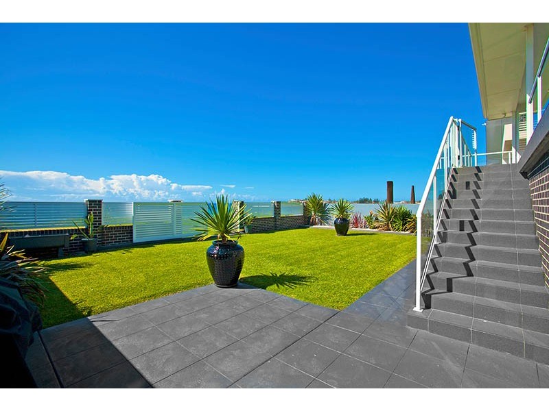 47 Little Lake Crescent, Warilla NSW 2528