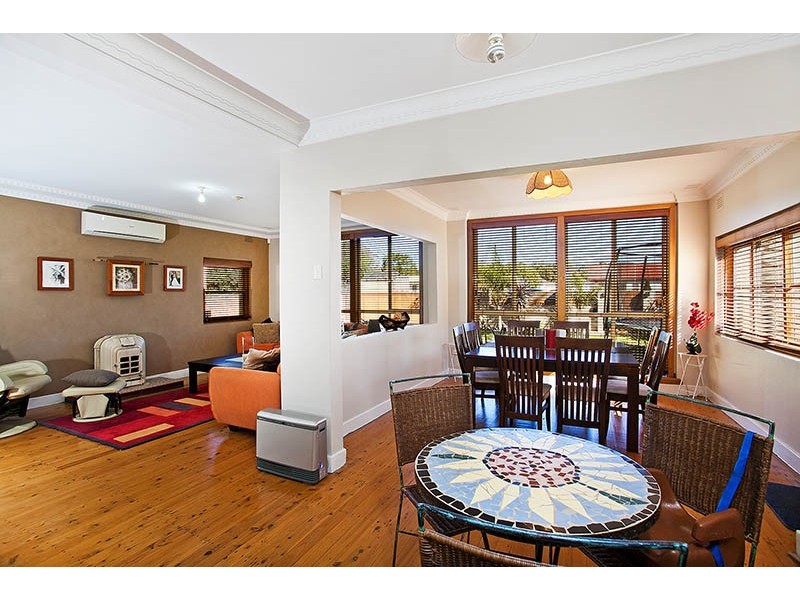127 Princes Highway, Albion Park Rail NSW 2527