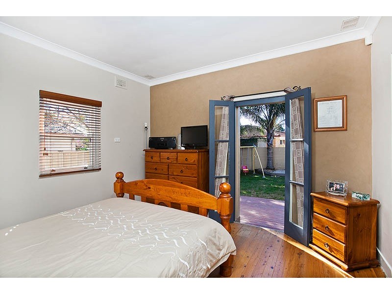 127 Princes Highway, Albion Park Rail NSW 2527
