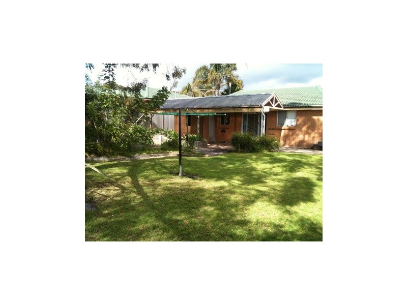 19 Lachlan Avenue, Barrack Heights NSW 2528
