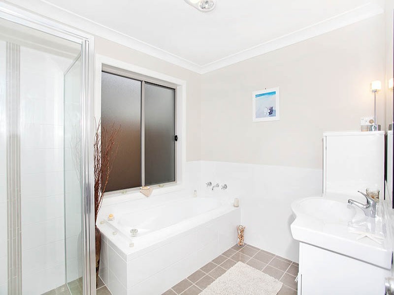 53 Whittaker Street, Flinders NSW 2529