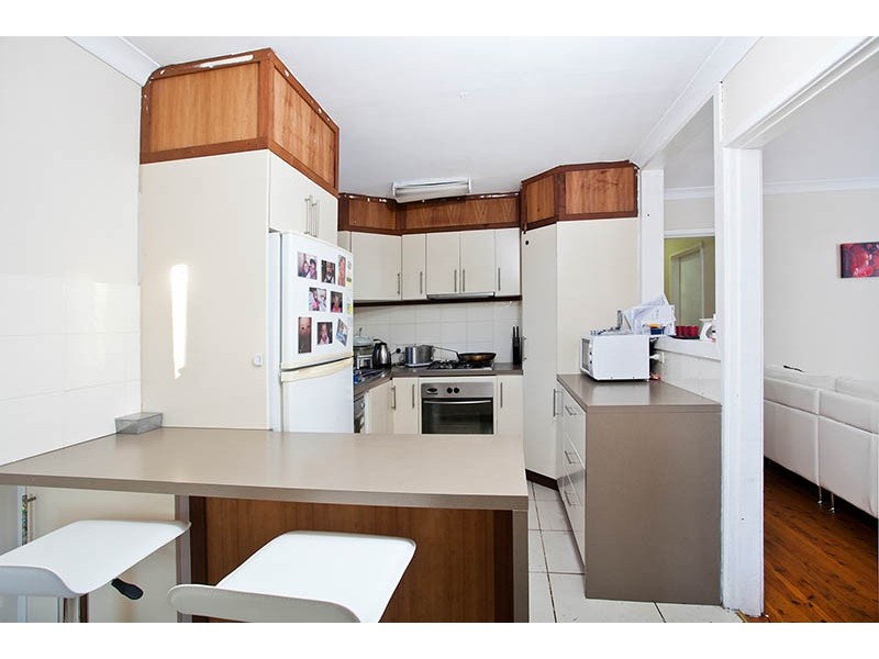 9 Hogarth Avenue, Mount Warrigal NSW 2528