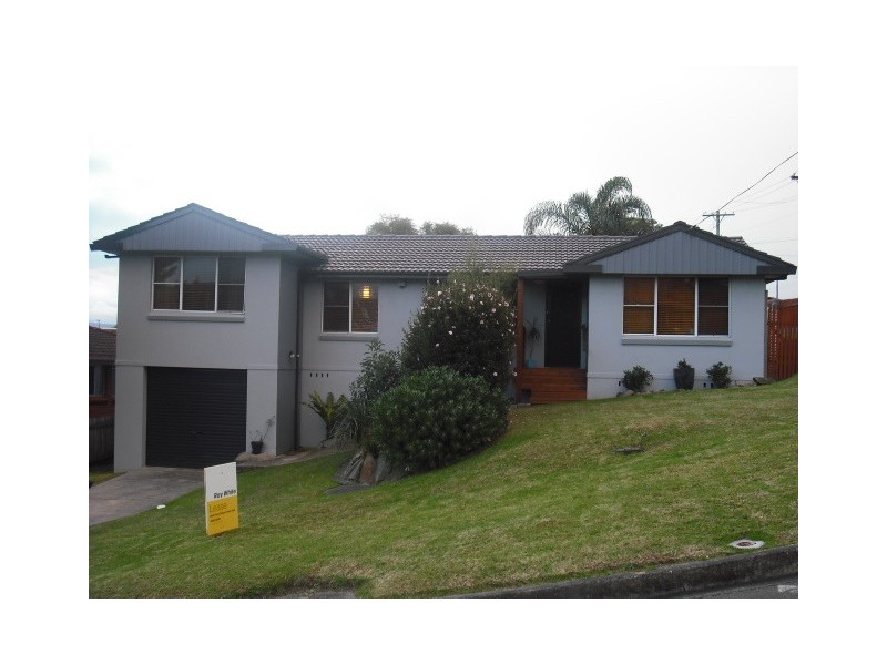 2a Mackenzie Avenue,, Mount Warrigal NSW 2528