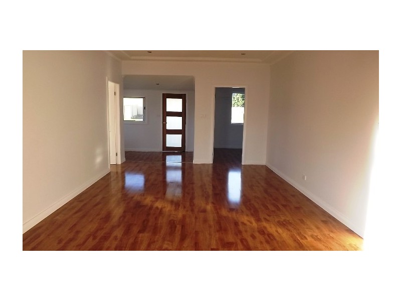 5a Theodore Street, Oak Flats NSW 2529